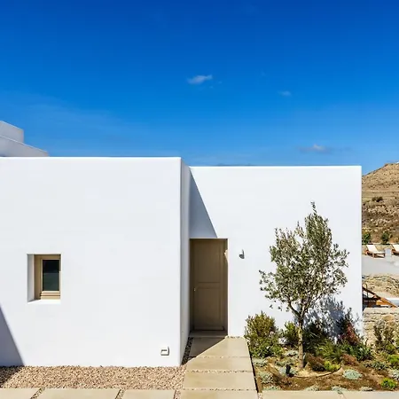 Camarades Mykonos Hotel