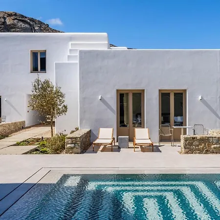 Camarades Mykonos * أنو ميرا