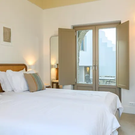 Camarades Mykonos Hotel *