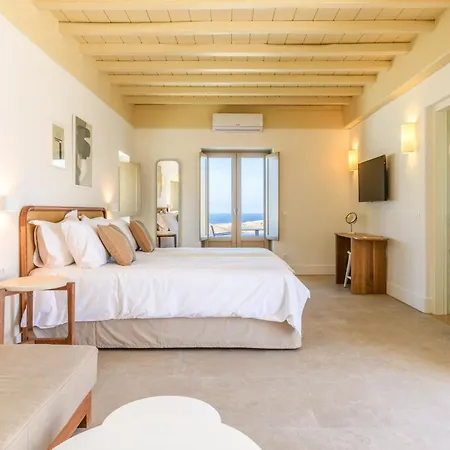 Camarades Mykonos מלון