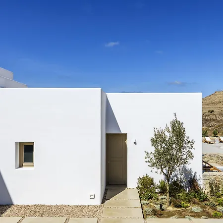 Camarades Mykonos מלון