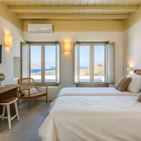 Camarades Mykonos Hotel *